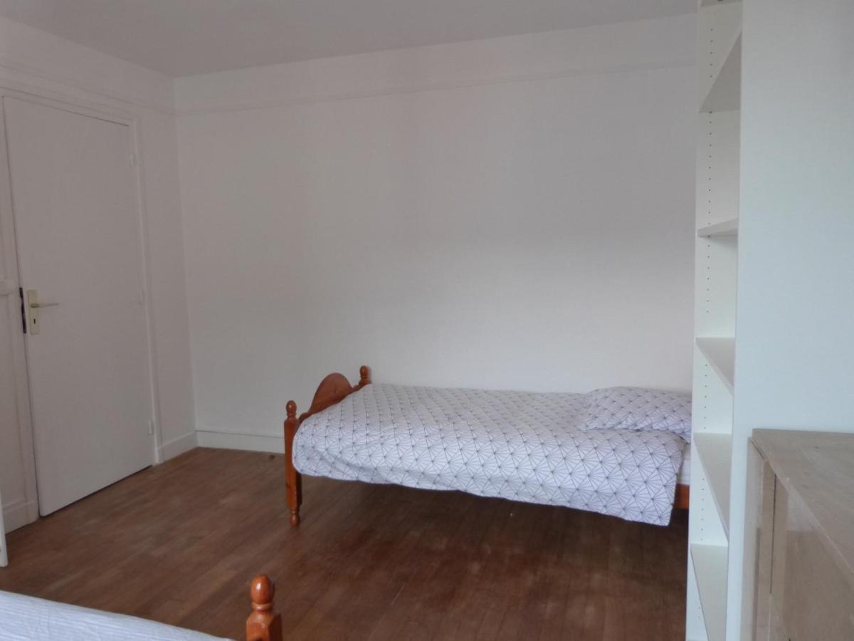 Gite Iaorana - Maison En Centre Ville Valognes Buitenkant foto