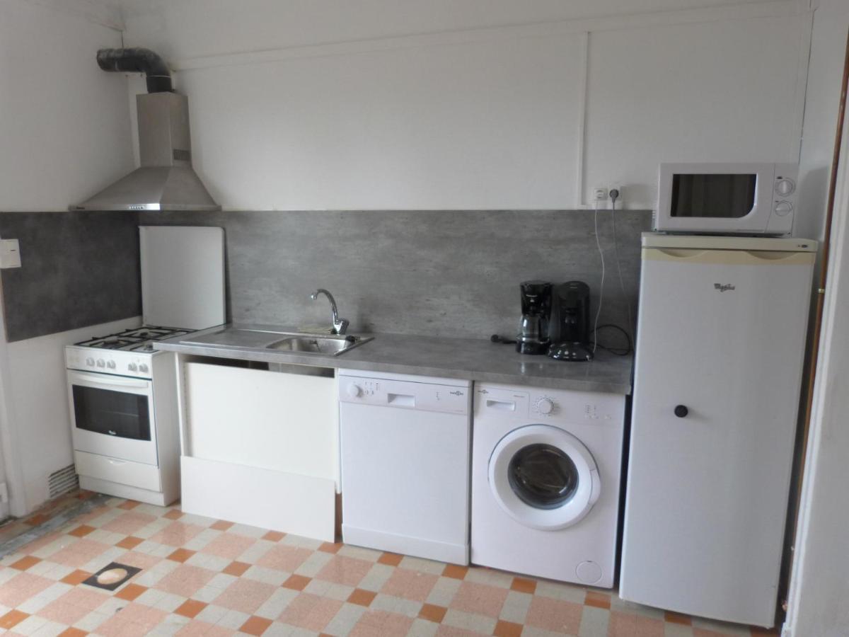 Gite Iaorana - Maison En Centre Ville Valognes Buitenkant foto